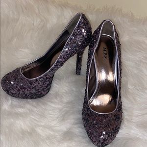 Perfect for a bride stepping into her new future💍